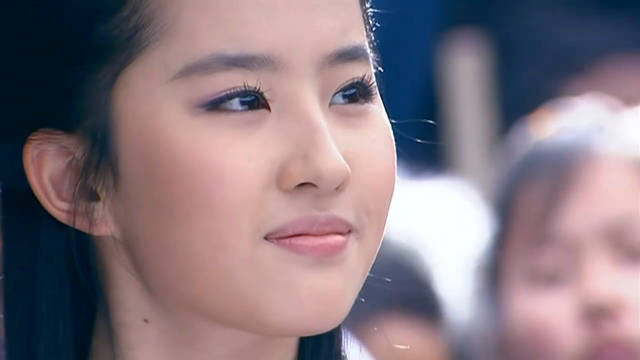 神雕侠侣：杨过打擂台，金轮两名高徒不够看，刚打败一个另一个就跪了！