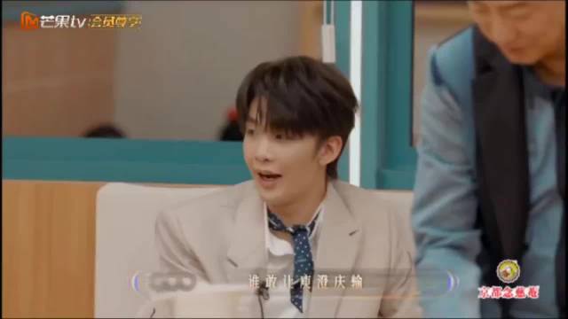 王赫野妙语哄庾澄庆独唱，哈林笑称被挖坑