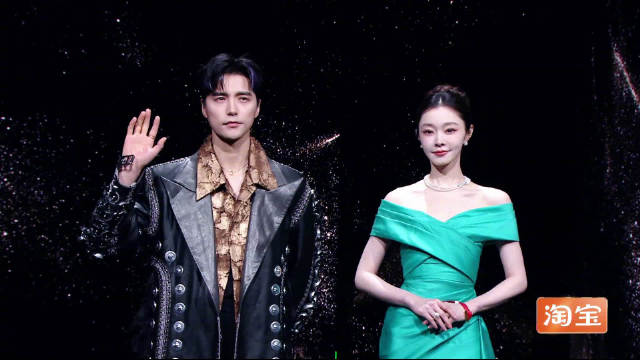 2025微博之夜 阿云嘎、宋轶亮相红毯