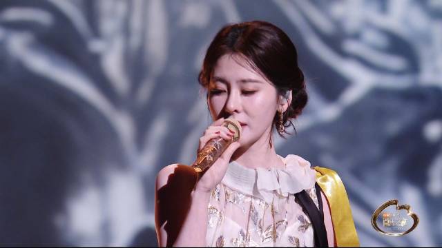 张碧晨《他不懂》