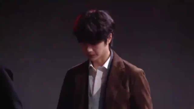 微博之夜男星造型出图，王一博宋威龙等亮相