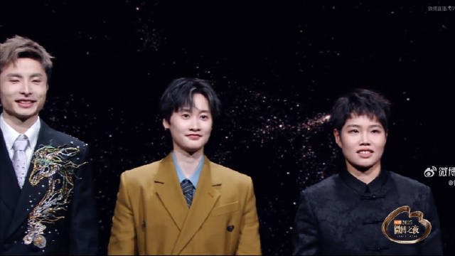 中国羽毛球队微博之夜红毯cut 石宇奇 陈雨菲 黄东萍 冯彦哲 甚是美萌