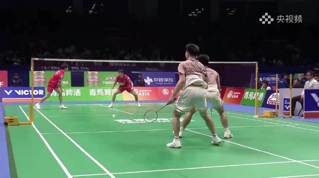 何济霆任翔宇激战佩拉查伊帕克卡波，决胜局血拼