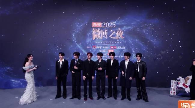 谢谢时代少年团的祝福 我狠狠接住了