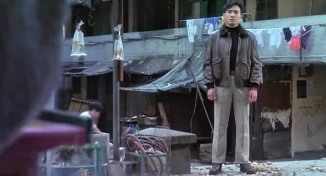 他看马桶都是一样的眼神