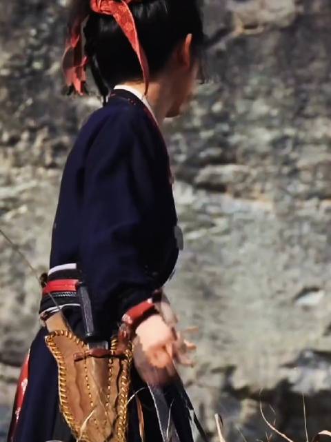 田曦薇饰樊长玉智斗危局，以盐肉换人质显果敢