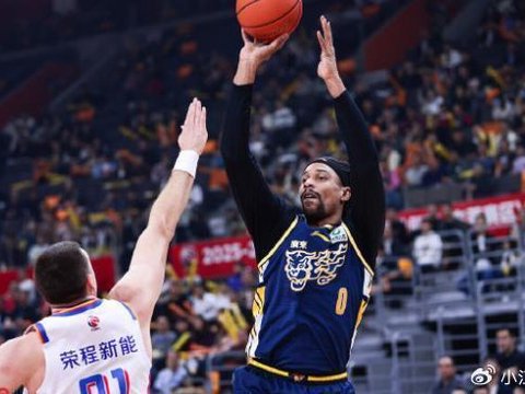 广东队外援难题，内线必须补强，换掉萨林杰或者麦考尔