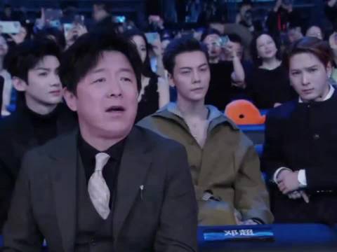 黄渤白敬亭陈伟霆王嘉尔这四个人表情一个比一个好笑哈哈哈哈哈哈哈