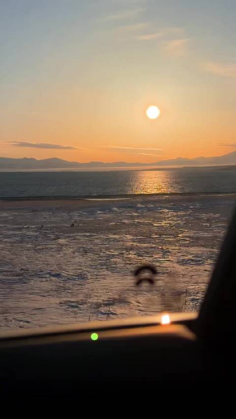 旅行是自愈的最好方式，我们短暂忘却日常生活的秩序，只寻找鲜活的自己