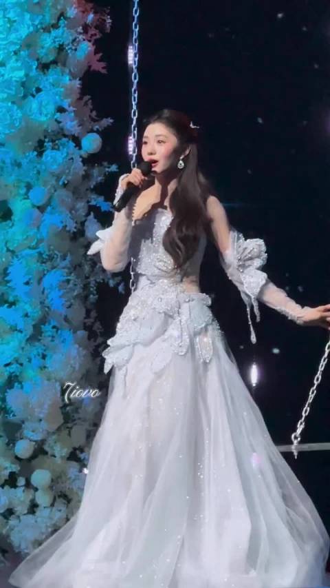 刘浩存唱歌也很好听