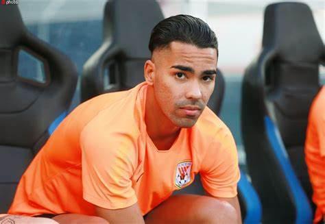 德转朱艺：山东泰山归化球员德尔加多租借加盟成都蓉城