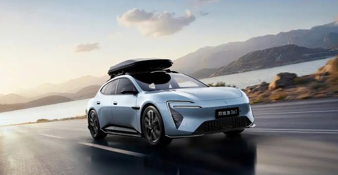 阿维塔06T官图发布！网友：冲这个外观也要买