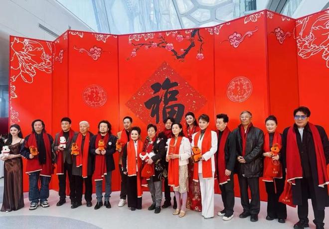 文联春晚录制现场，章子怡乖巧，张译低调，黄渤发福，沈腾沧桑