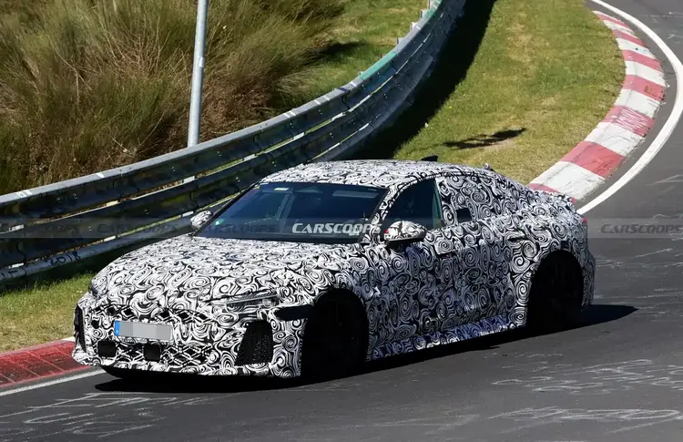 新奥迪RS 5预告图发布插混动力超600马力/2月19日亮相