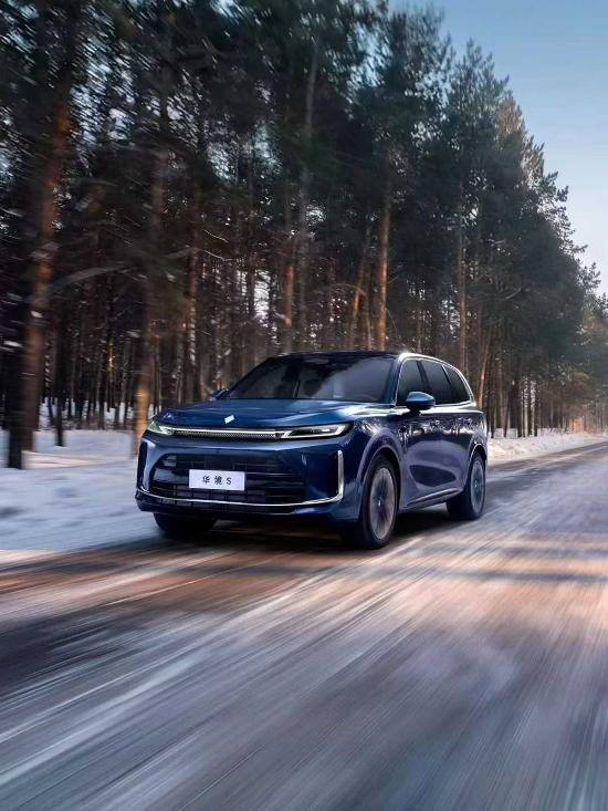 华境S 华为智驾+六座大空间 这车不错