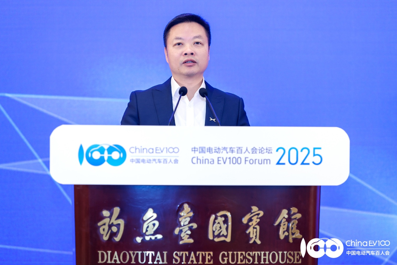 何小鹏：未来10-20年飞行汽车规模或将达2万亿美金