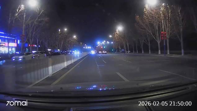 视频车记录好人善举引发网友共鸣