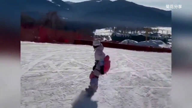 天赋太可怕了，看看全红婵滑雪第三天