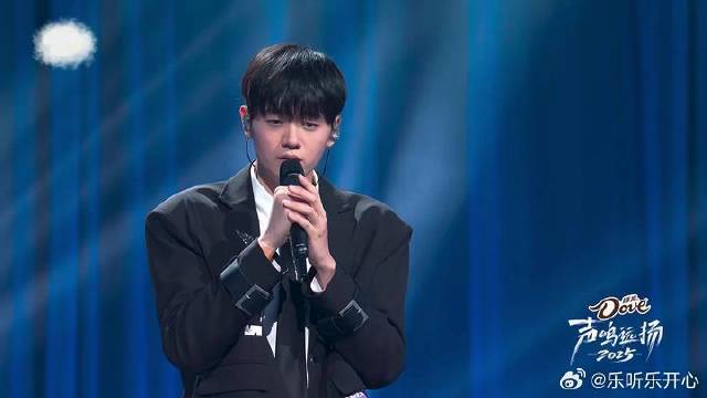 下一个周传雄！帅哥翻唱《青花》，开口不输原唱