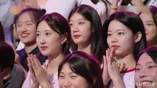 苏有朋檀健次带来《好想好想》，旋律一响，满满的回忆