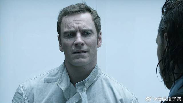 说好的不提倡暴力 结果一看到万磁王，教授就忍不住了