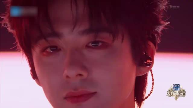 到底被伤的有多深？张碧晨唱哭刘宇宁，破碎感拉满