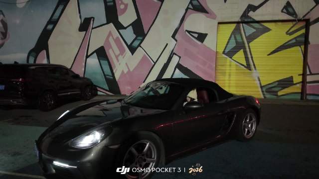 以后和我聊天不要只聊小米Su7啦，我其实也挺喜欢保时捷的