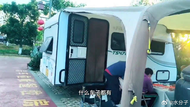 在停车场住三年多的自驾游人你们见过吗