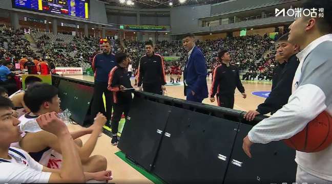 杜锋指导武魂技能，美杜莎的凝视！当你凝视深渊，深渊也在看着你！