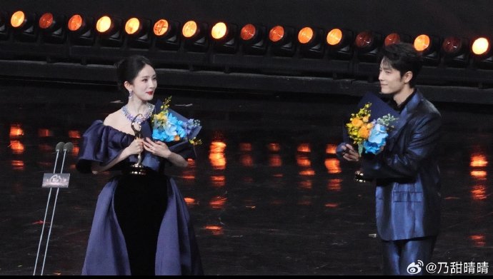 杨幂三获微博Queen称号，她前两次获奖分别是因为什么作品？