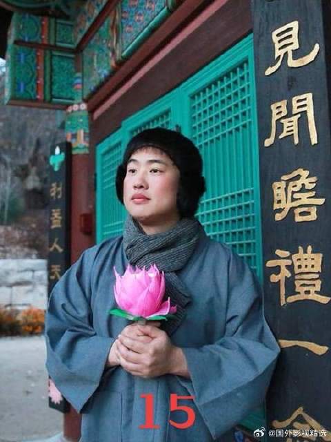 德善修学之旅刚开始，就丢了传家宝相机，又是没心没肺的一天