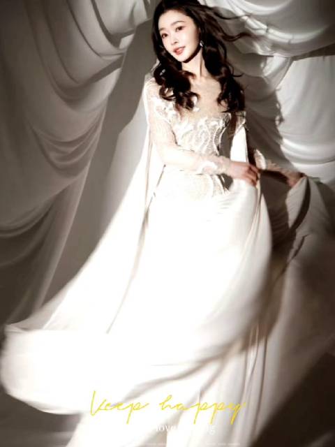 宋轶晨光中展优雅气质，新剧《未完待续》《医生荣誉》引期待