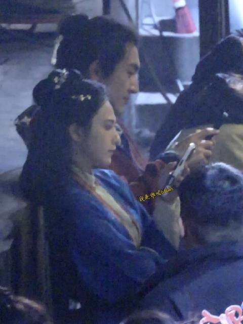 夜色中的阿缘好美好美啊！阿缘，你的结局是幸福的吧？