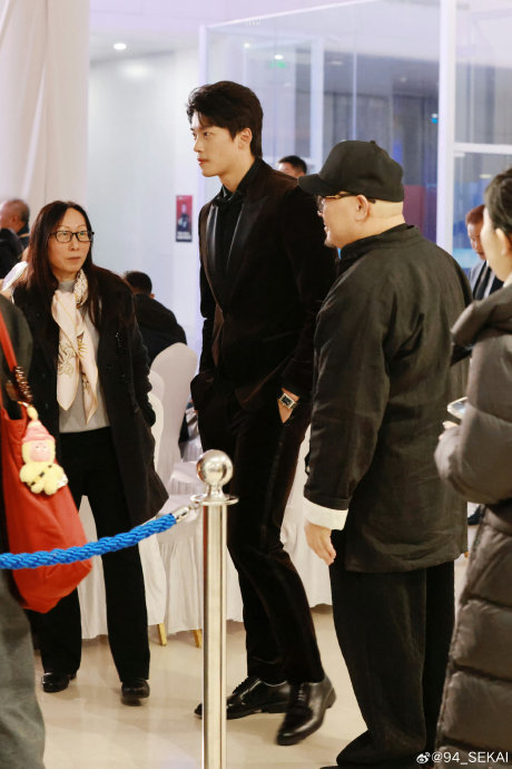 汪顺是如何看待自己被粉丝称呼为“贵公子”这一标签的？