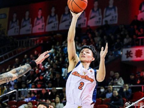 徐杰受伤，广东13分惨败，接下来对阵上海可能遭遇三连败