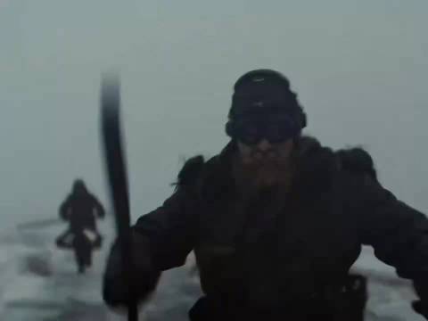 蔡徐坤ColderMV冰川实景拍摄,嗓音旋律治愈人心