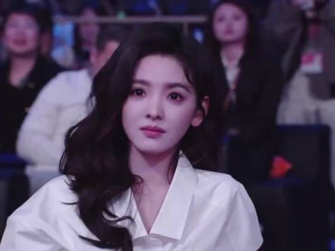 难哄夫妇！导播你是会切镜头的"章若楠 "白敬亭 "难哄 "微博之夜 微博之夜内场