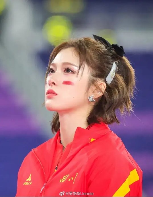 吴艳妮放弃舞蹈转向田径的真实原因是什么？