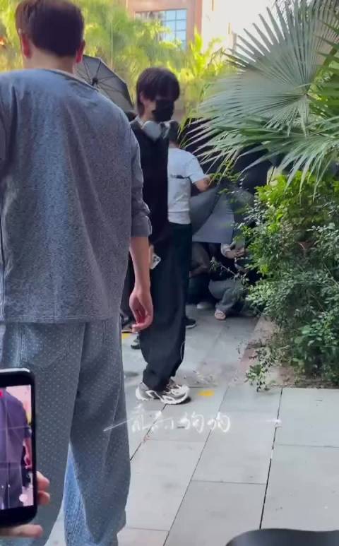 TF四代成员集体亮相《我们的少年时代2》围读会