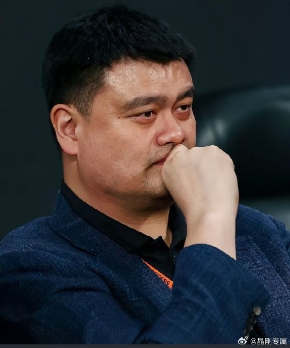 冬奥会开幕式邀请篮球明星姚明当火炬手有什么特殊寓意？