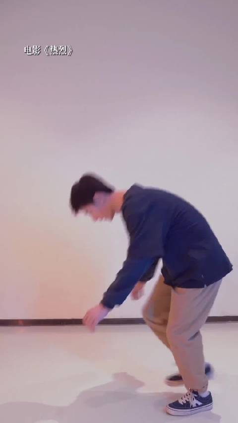 当决赛的音乐戛然而止，陈烁如何凭借一腔孤勇，引爆全场，逆风翻盘？