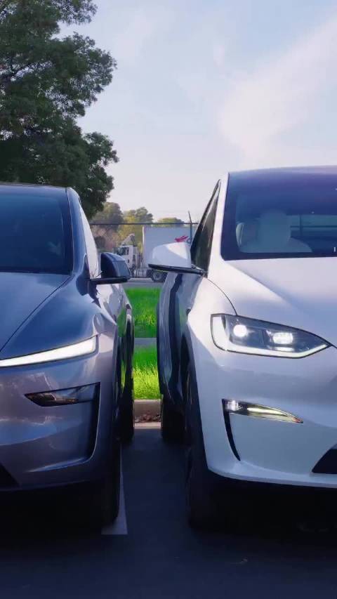 特斯拉Model X鸥翼门，10年了，还是非常帅