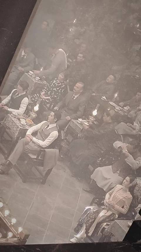 哇塞丞磊徐若晗的这个玉簟秋今天路透真的很有民国味儿，感觉有在用心拍