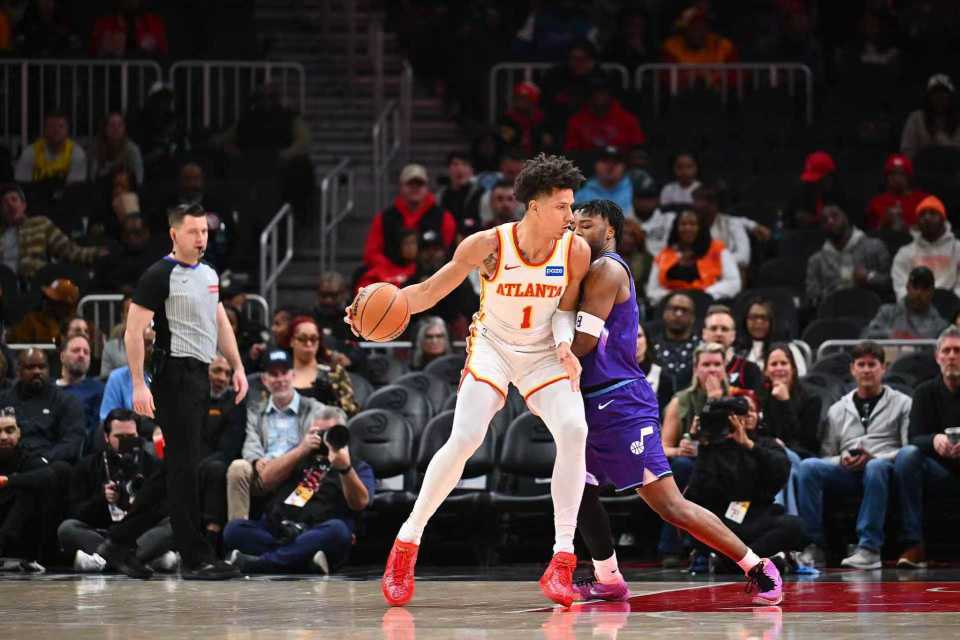 沃克23分准绝杀老鹰双杀爵士 杰伦22+16+15兰代尔26+11