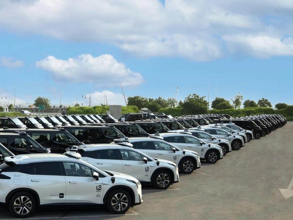 中东Robotaxi进入“千辆时代”，文远知行携手Uber刷新区域纪录