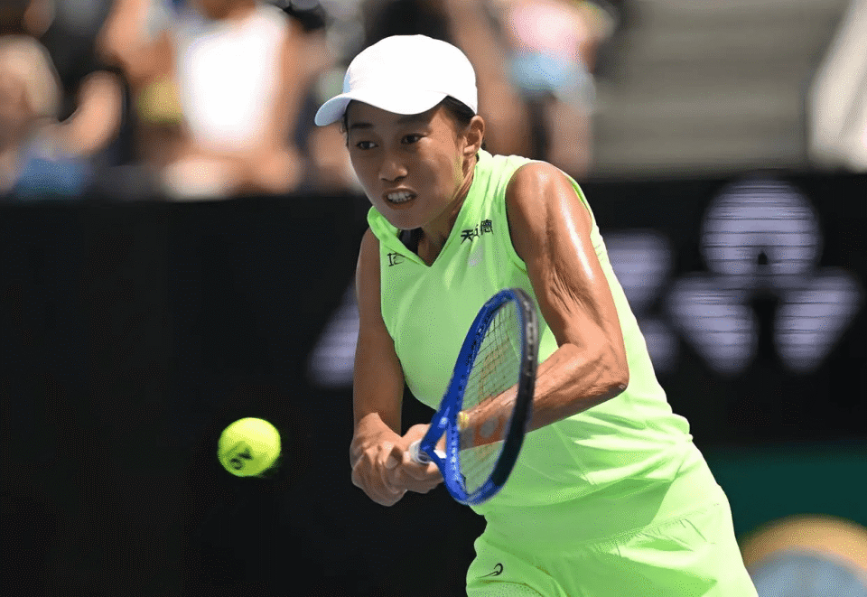 张帅/布克沙0-2不敌伊埃拉/曾丽美，无缘阿布扎比站女双四强