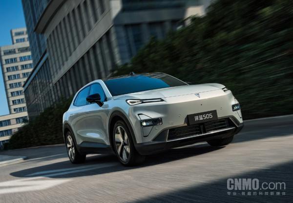 深蓝汽车1月海外销量增长112.6% S05累计销量超17万辆