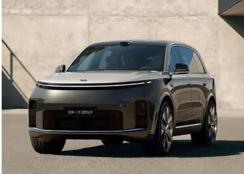 理想L9 Livis官图发布,55.98万元双色车身抢镜