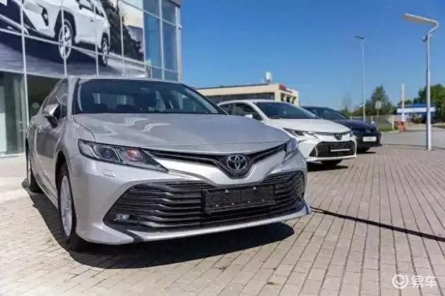 油车耐用但折价，电车早期损耗大，投资需谨慎