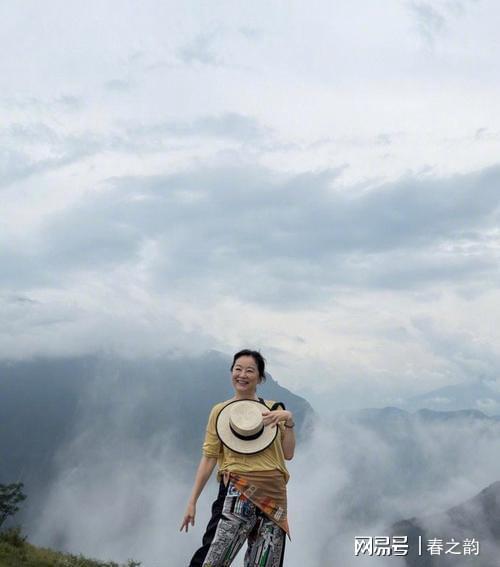 林青霞从东方不败到松弛美人，皮肤紧致岁月只增年龄不增皱纹